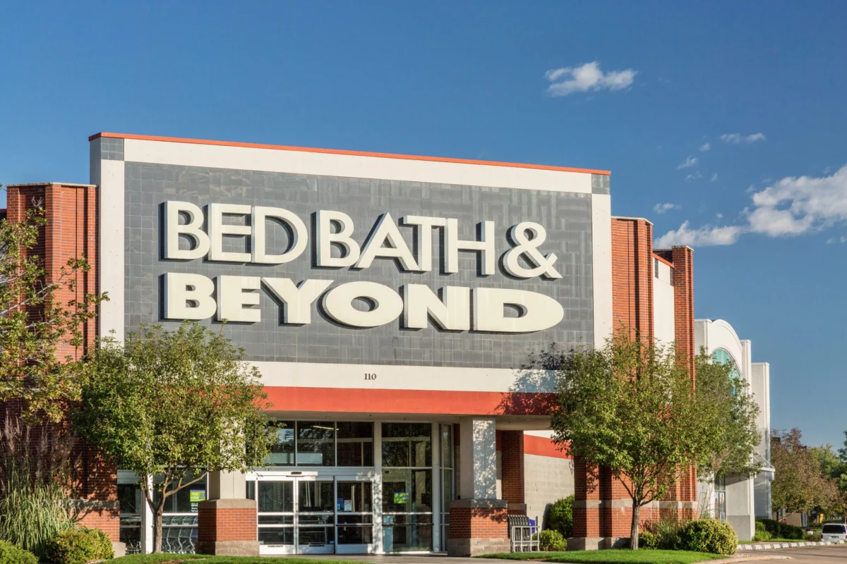Bed Bath & Beyond Inc. Continues Aggressive Expansion with Acquisition of F9 Brands, Including Lumber Liquidators and Cabinets To Go