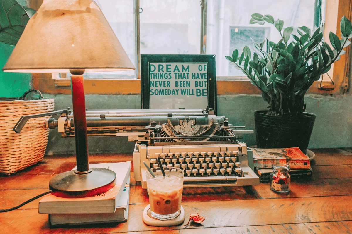 Stephen King’s Enduring Wisdom: A Deep Dive into the Craft of Writing from ‘On Writing’