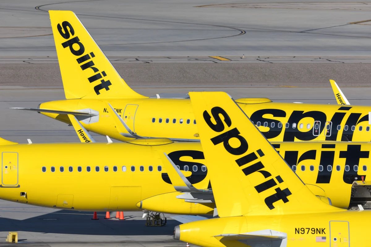Spirit Airlines Ceases Operations Following Failed Bailout as Competitors Launch Rescue Fares and Industry Consolidation Shifts