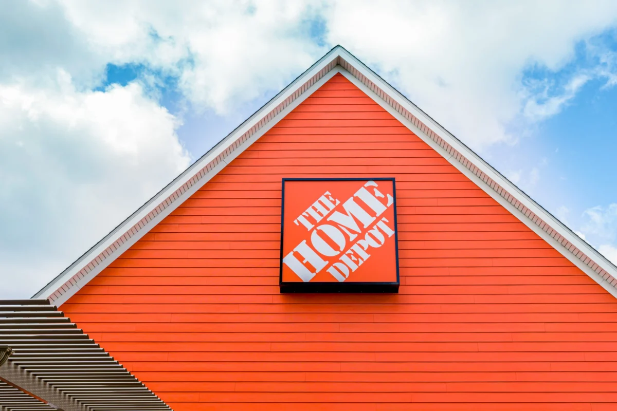 The Home Depot’s SRS Distribution Acquires Mingledorff’s to Bolster Pro Customer Offerings