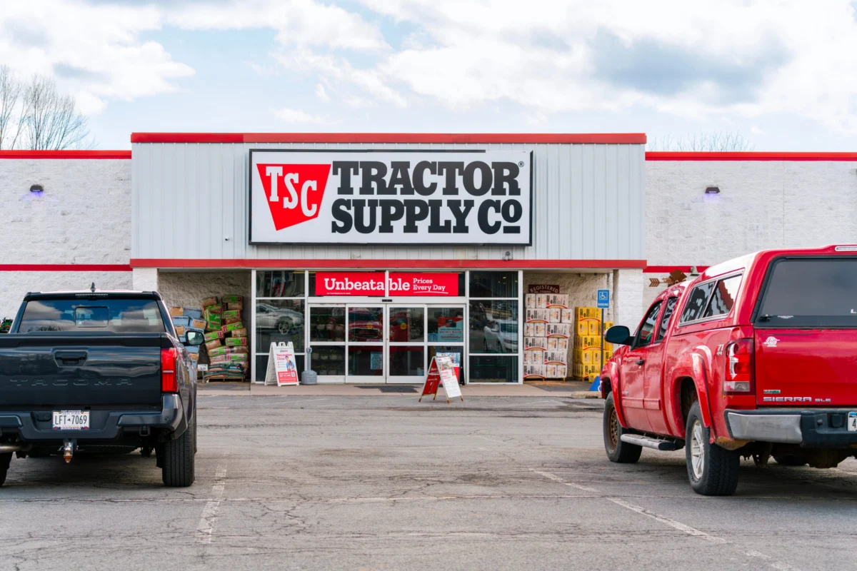 Tractor Supply Company Acquires VIP Petcare, Bolstering Rural Pet Wellness Offerings