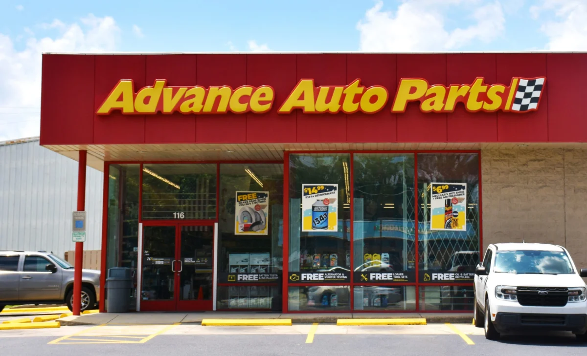 Advance Auto Parts Revolutionizes Automotive Parts Delivery with Enhanced Fulfillment Strategy