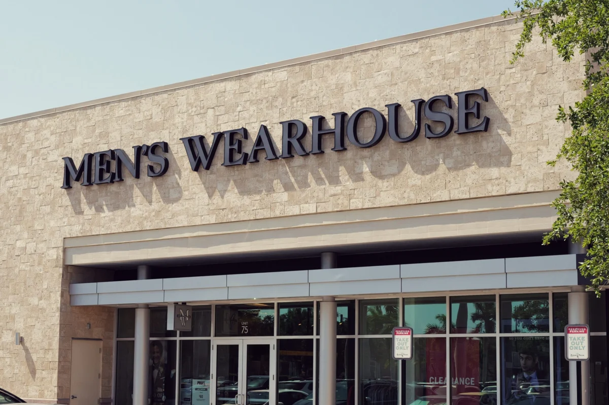 Tailored Brands Files for Initial Public Offering, Signaling Strategic Shift Towards Digital Growth