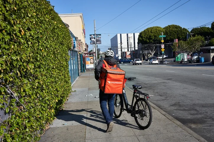 DoorDash Agrees to Record 131 Million Settlement in New York City as AI and Media Tensions Reshape the Corporate Landscape