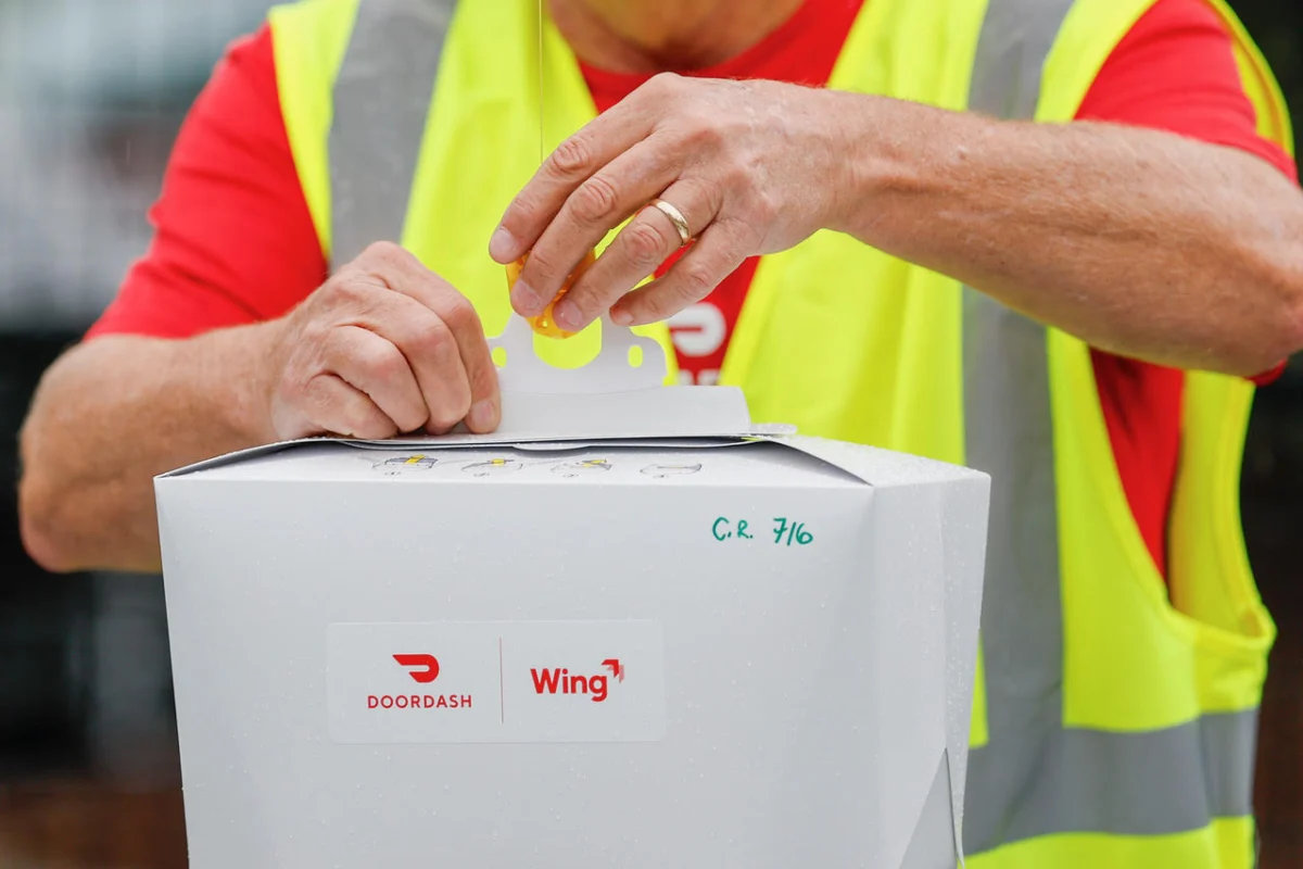 Lowe’s Pioneers Drone Delivery in Home Improvement Sector, Partnering with Wing and DoorDash