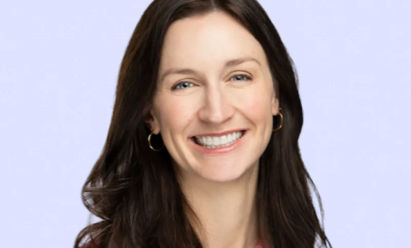 Mastering Internal Communications During Organizational Change: Strategies for Maintaining Clarity and Employee Trust in Volatile Markets