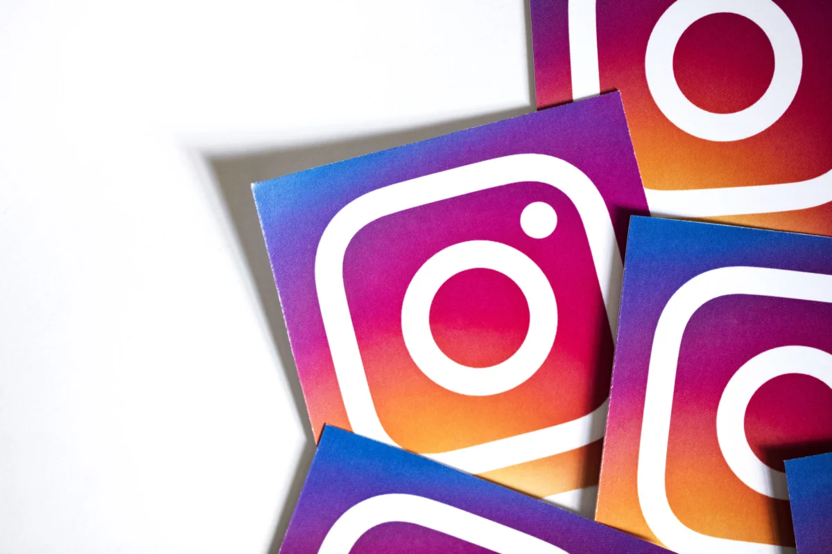 Social Media Evolution and the Algorithmic Debate A Comprehensive Update on Instagram Snapchat Meta and X