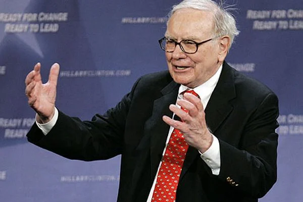 The Scoop: Warren Buffett says goodbye in very human signoff