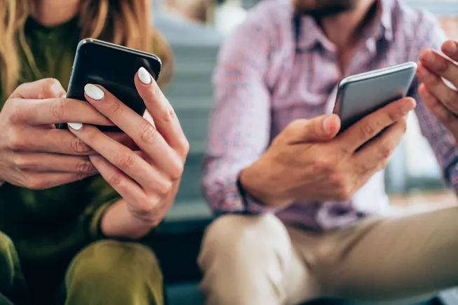 Australia Explores Landmark Legislation to Empower Social Media Users with Algorithmic Opt-Out Options and Restore Chronological Feeds